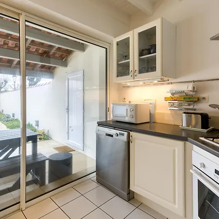 Maison Confort Pour 8 Avec Piscine Securisee, Wifi, A 100m De La Plage, - Fr-1-258-193 * Châtelaillon-Plage